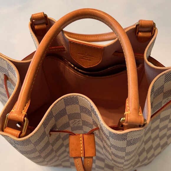 Louis Vuitton Girolata Damier Azur Handbag - Picture 3 of 16